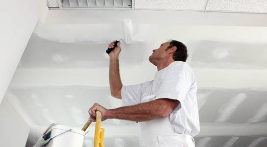 How to paint the ceiling
